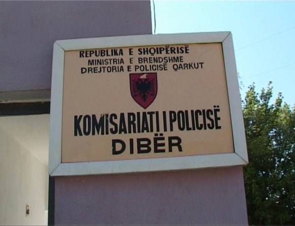 Detajet/ Plagoset 23 vjeçari në Dibër, qëllohet nga 3 vëllezër...